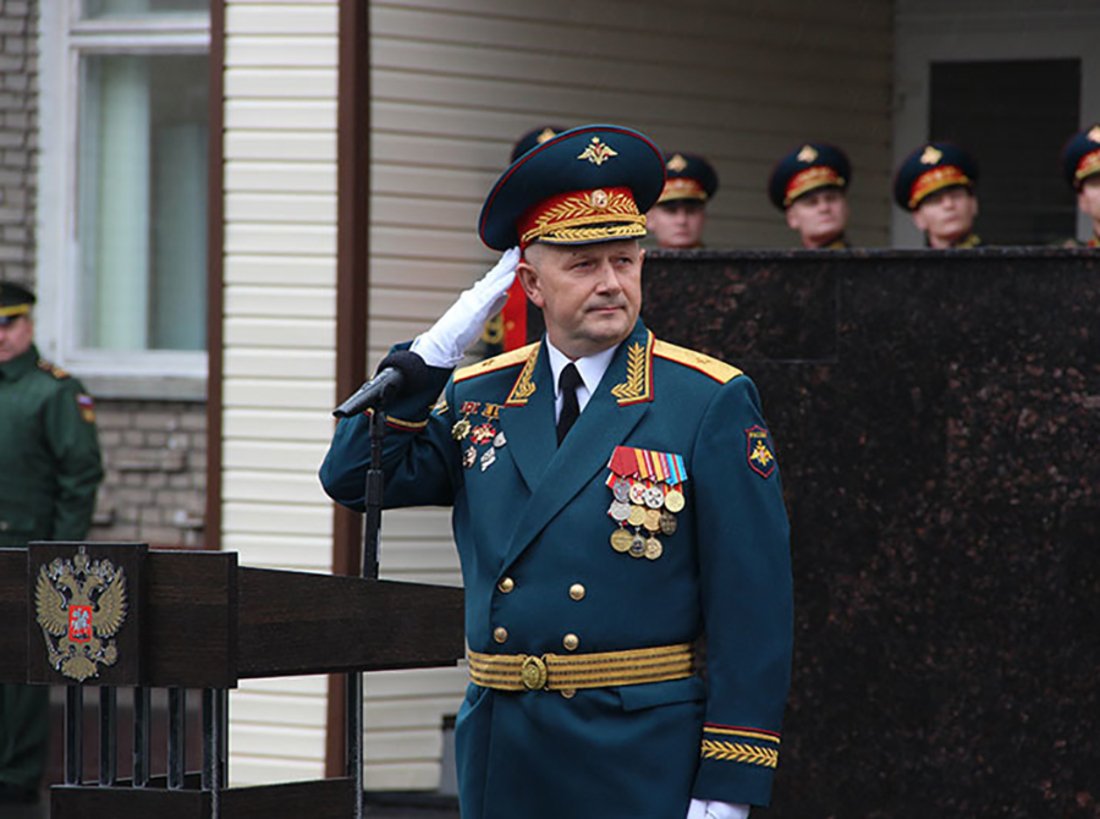 Руководитель череповецкого военного училища уходит на повышение в Москву