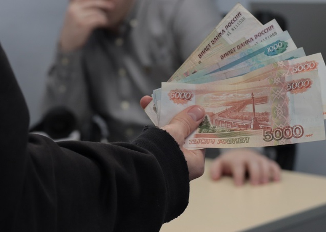Сотрудники предприятия в селе имени Бабушкина жалуются на задержку зарплаты